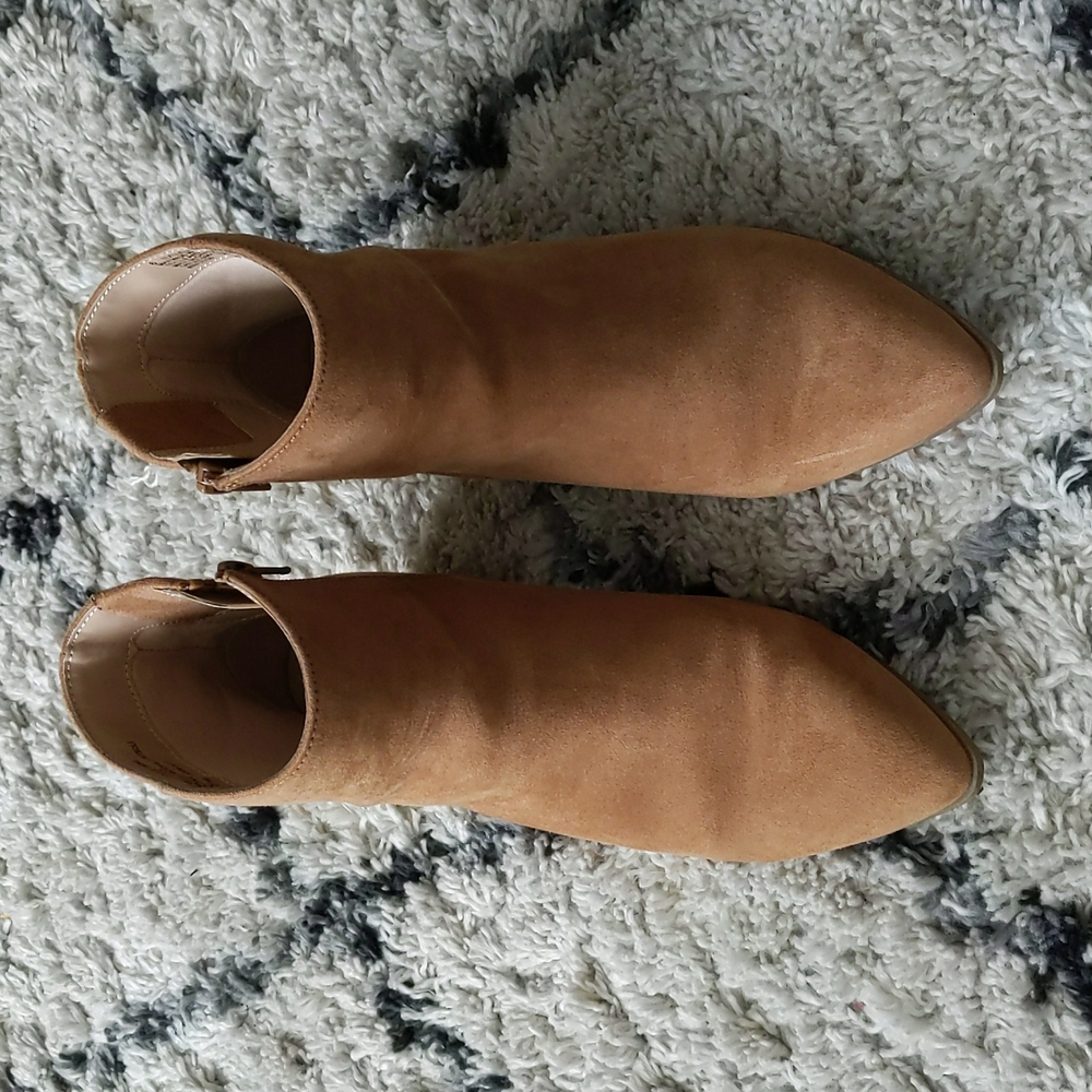 Sz 6 Booties